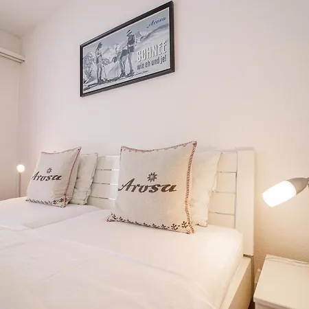 Apartment Gentiana B2 By *